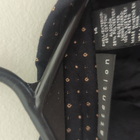 NEW Attention Black Copped Black With Gold Dots Quarter Sleeve 14 - Picture 2 of 8